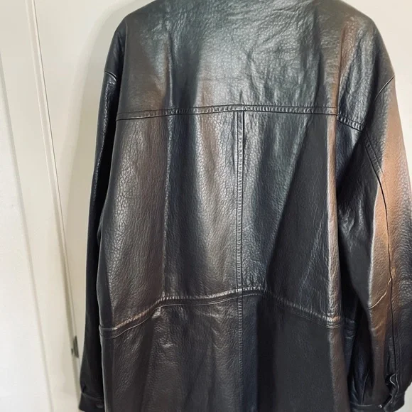 Robert Comstock Black Genuine Leather 3/4 Length Jacket. Size: 48 - Picture 3 of 12